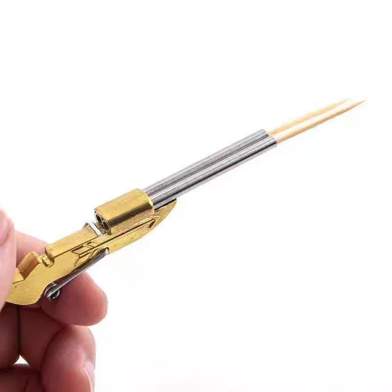 Mini wyrzutnia wykałaczek pist – Outdoor Hunting Launcher recenzja i cena